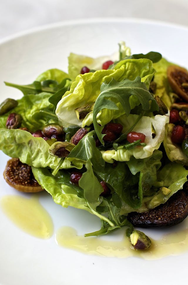 fig and pomegranate salad